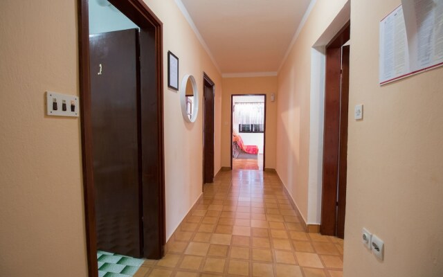 Apartment and Room Marica