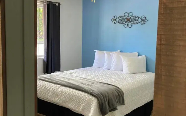 Gold Suites Rentals