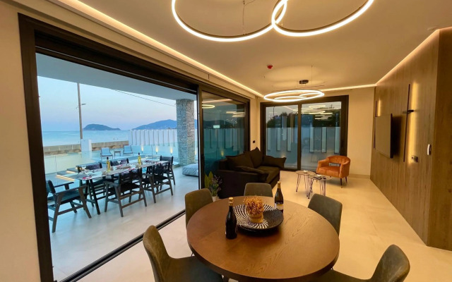 Poseidon Beach Hotel