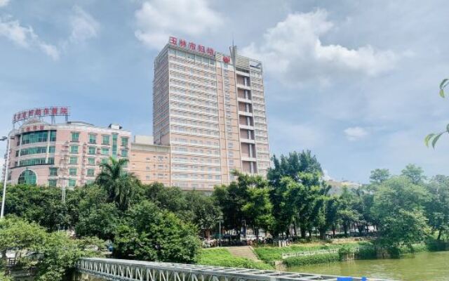 Jingtong Business Hotel Yulin Chengxi