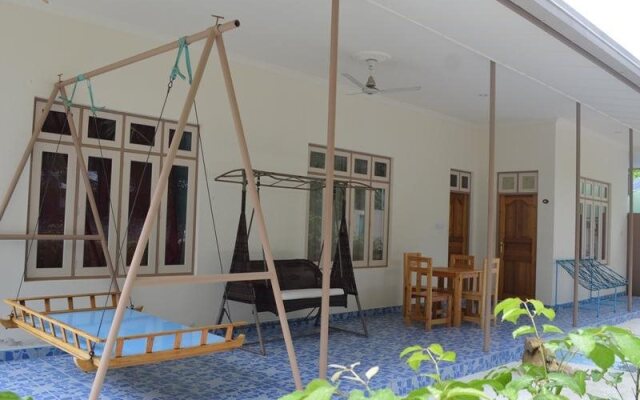 Maaz Inn Fenfushi