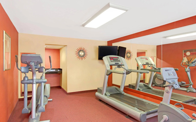 Red Roof Inn Bordentown - McGuire AFB