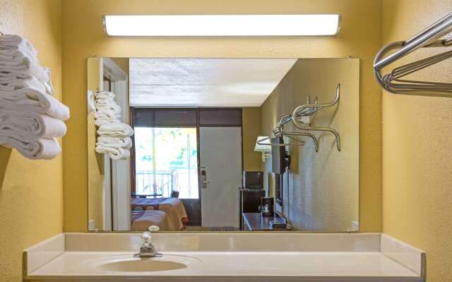 Super 8 by Wyndham Jessup/Baltimore Area
