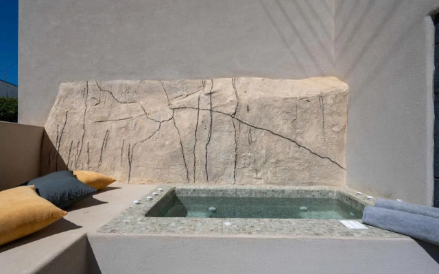 White Orchid Boutique Apartments