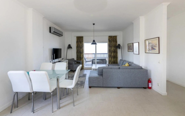 Comfy Villa With Lovely View in Gundogan Bodrum