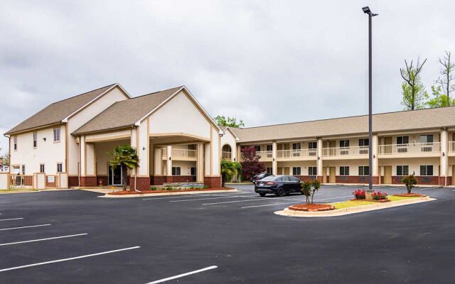 Berkshire Inn and Suites