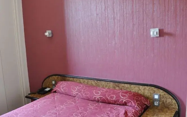 Hotel Henri IV