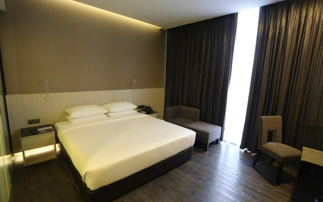 e.City Hotel at OneCity