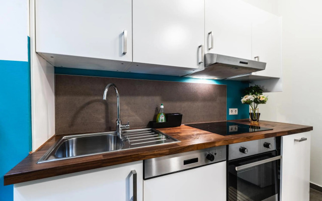 Precious apartment in calm district area