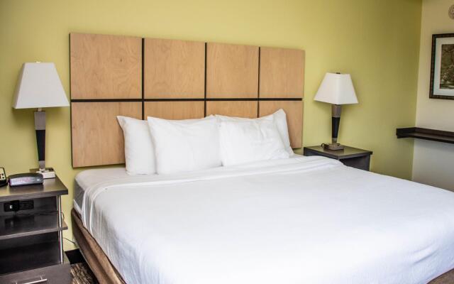 Candlewood Suites : Overland Park - W 135th St, an IHG Hotel