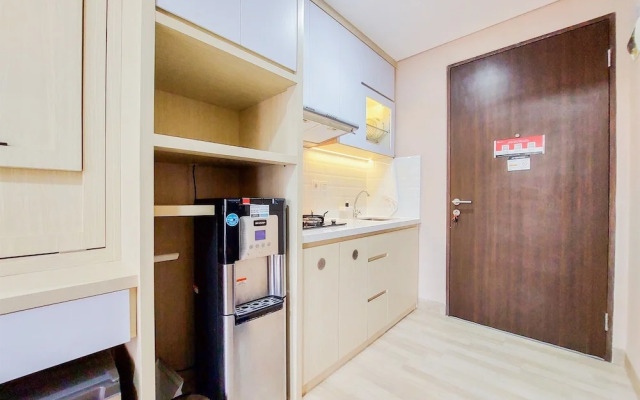 Well Furnished and Simply Studio Transpark Bintaro Apartment