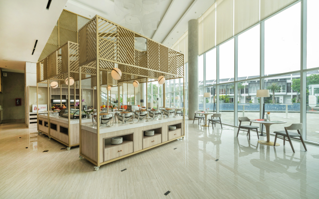 HARRIS Suites Puri Mansion