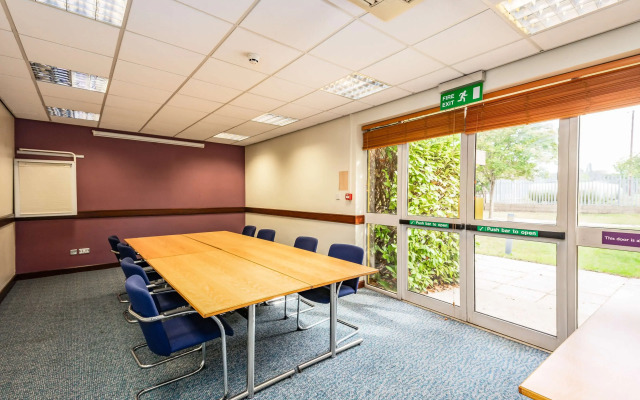 Milestone Peterborough Hotel A1M, Sure Hotel Collection