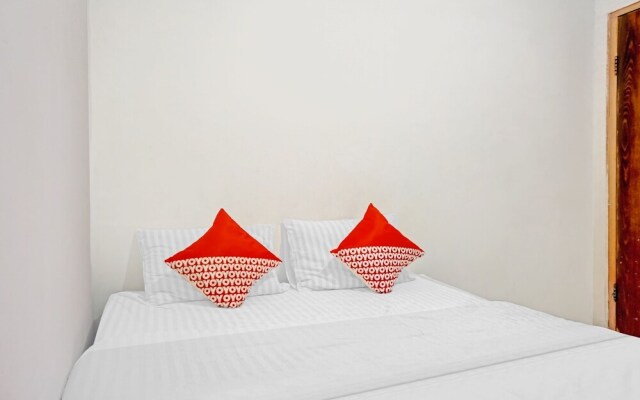 OYO 90743 Kartini Populer