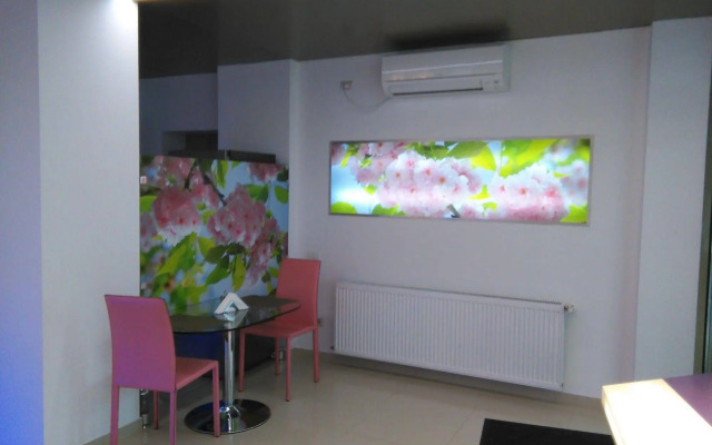 Hotel Christina Plus