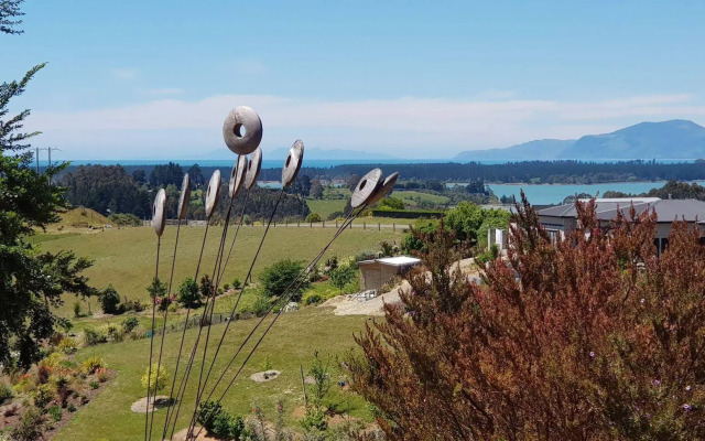 Redvale Ridge B&B