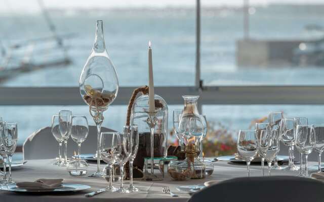 Radisson Collection Hotel, Waterfront Cape Town