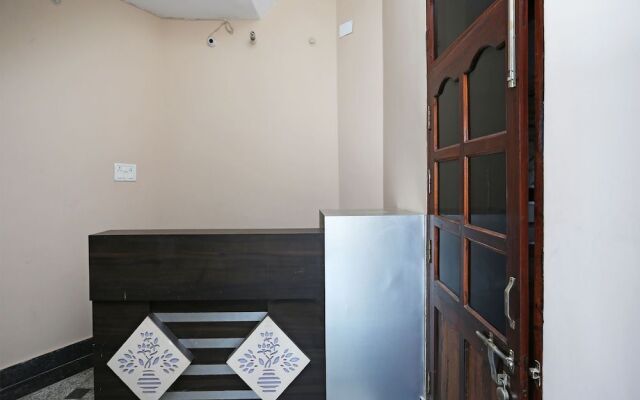 OYO 18324 Sahani Guest House