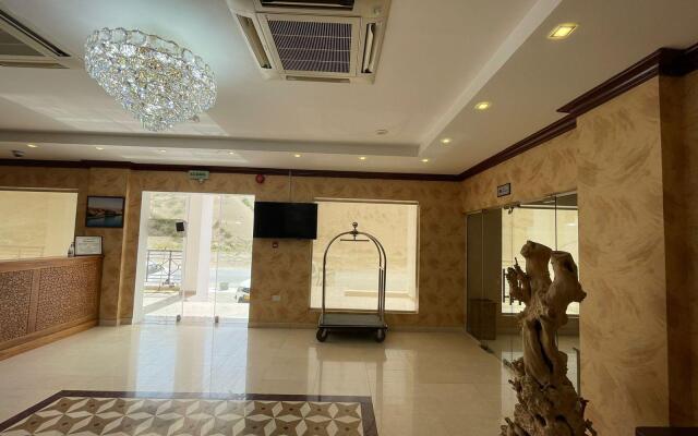 Royal Hotel