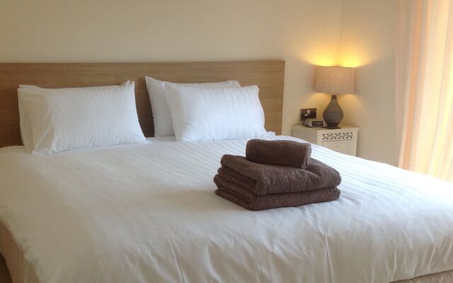 Auld Manse Guest House & Apartment