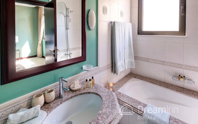 Dream Inn Dubai - Palm Villa Frond O