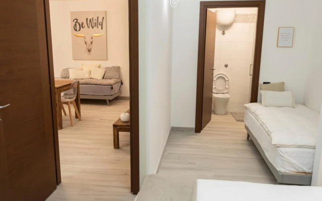 Vatican Luxury 2BD 2BA - Vatican Luxury Rizzo