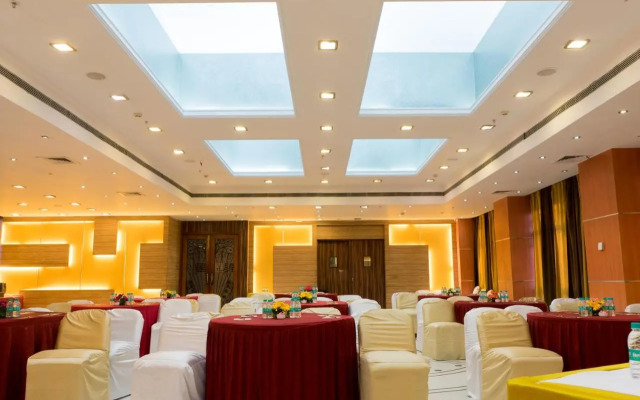 Gemini Continental Lucknow