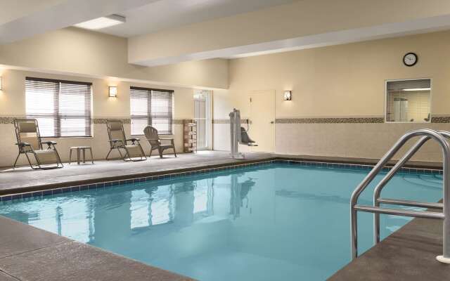 Comfort Inn & Suites
