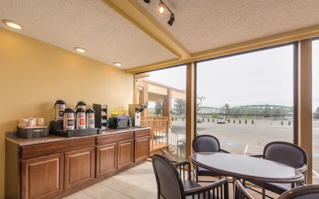 Rodeway Inn & Suites Portland - Jantzen Beach