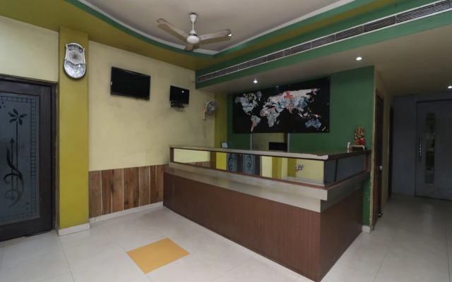 Oyo 23168 Hotel G C Regency