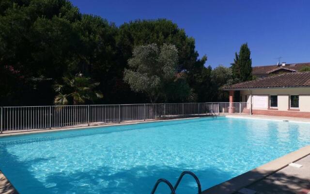 TOULOUSE appartement avec chambre séparée/Métro/Piscine