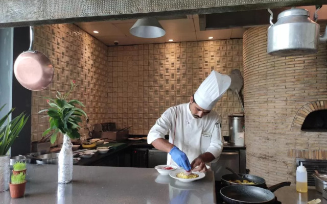 Taj Damdama Lake Resort & Spa, Gurugram