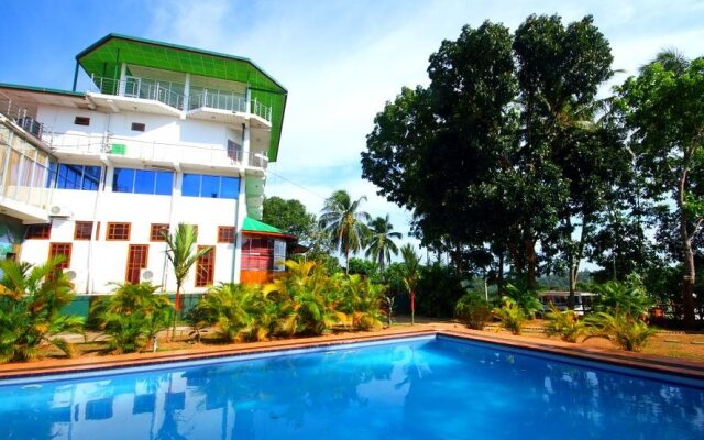 Delma Mount View Hotel