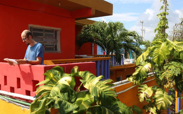 Weary Traveler Hostel