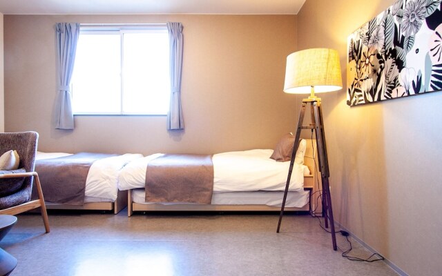 UCHI Living Stay HACHIKEN Station
