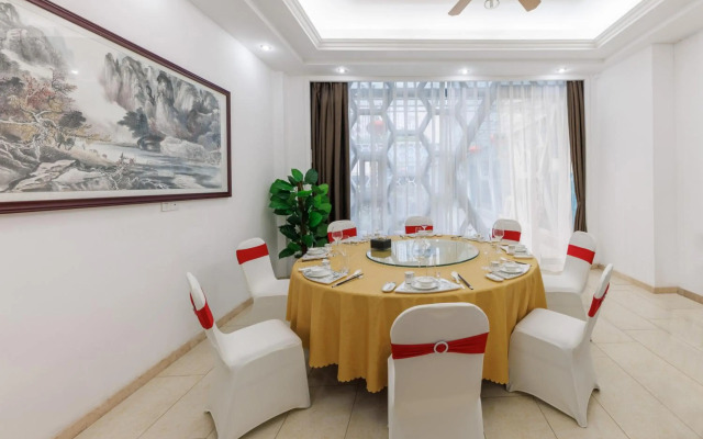 Sun Flower Hotel and Residence