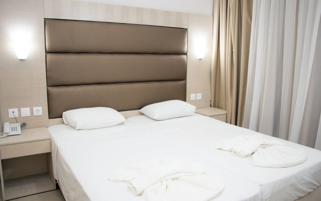 Euroxenia Marathon Hotel