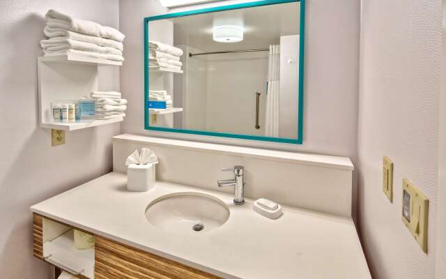 Hampton Inn & Suites Fort Myers-Estero/FGCU