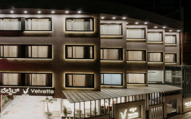 Velvette Hotel