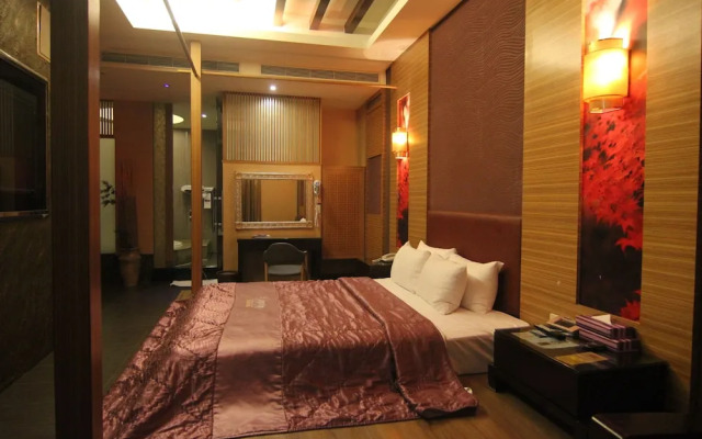 Romantic Code Motel