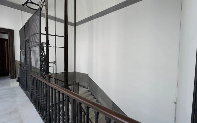 Pessina 90 Rooms in Naples