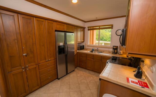 Veranda 8F - 2 bdr 2 bath -  Condo
