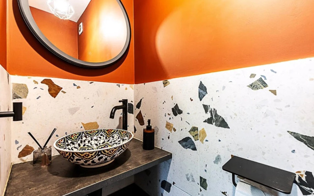 Stylish Islington Garden Flat Sleeps Four