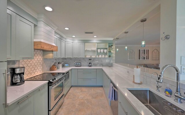 Family-friendly Palm River Estates House!