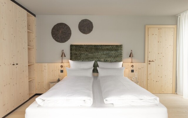 Amrai Suites