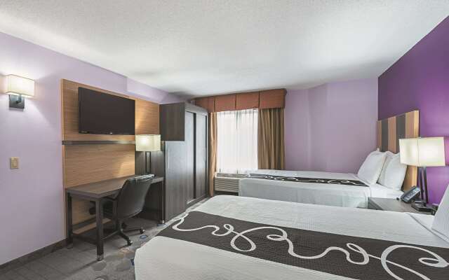 La Quinta Inn & Suites by Wyndham Minneapolis Northwest