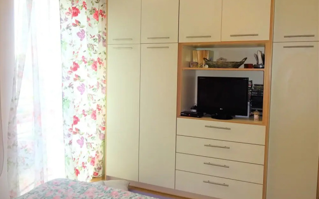 Urban Cosy Flat, 5' Tram/Metro, 2Km From Acropolis