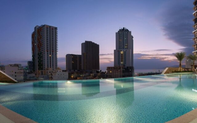 Melia Vinpearl Nha Trang Empire Hotel