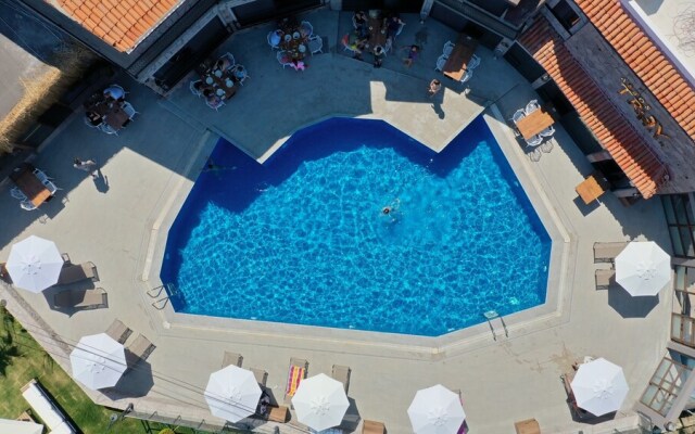Assos Troy Otel