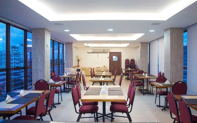 Lis Hotel